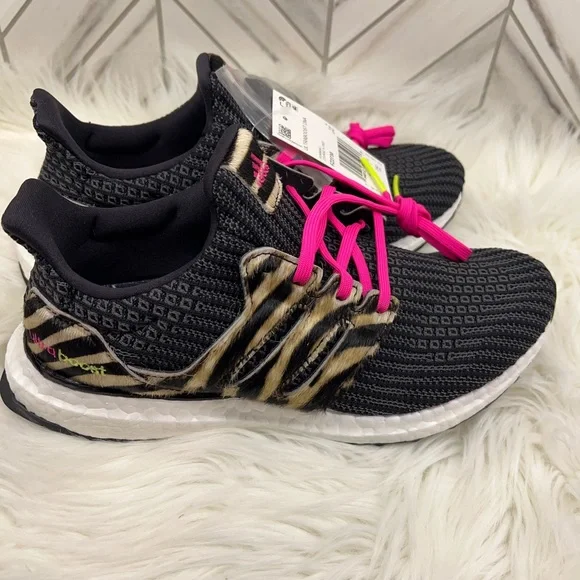 adidas gazelle silver green womens adidas Ultra Boost 22 Zebra